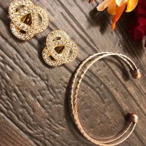 Gold plated bracelet